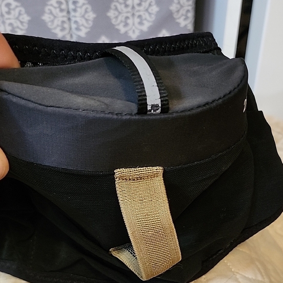 Evadict Black and Tan Running Belt - Picture 11 of 14